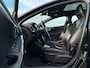 Volvo V40 1.6 T4 R-Design | Panoramadak | Camera | Leder/Alcantara | 18" Velgen | Stoelverwarming | Clima | PDC | Cruise | LED |