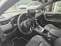Toyota RAV4 2.5 HYBRID STYLE BI-TONE TREKHAAK STOEL/STUURVERW KEYLESS BLIND-SPOT PARK-SENSOREN APPLE/ANDROID ELEK-ACHTERKLEP AD-CRUISE JBL-AUDIO LM-VELGEN DAB+