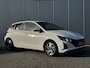Hyundai i20 1.0 T-GDI 100pk Comfort / Navigatie d.m.v. Apple Carplay & Android Auto / Airco / Achteruitrijcamera / Airco | Camera | Carplay | Bestuurdersstoel in hoogte verstelbaar | Cruise control | Dodehoek detectie | Navigatie | Lichtmetalen velgen | Digitaal cockpit | Parkeersensoren