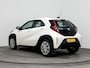 Toyota Aygo X Hybrid 115 play | Apple Carplay / Android Auto | Adaptive Cruise | Clima | Camera | Rijstrooksensor | Digitaal instrumentenpaneel