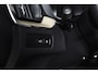 Volvo XC60 2.0 T8 Plug-in hybrid AWD Ultra Dark Org. NL. | Forest Lake | S/K-Panodak | Adapt. Cruise | Stoel-+Stuurverw. | PDC | 360 Camera | NAV + App. Connect | ECC | Elek. Klep | LM 22" |