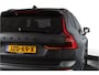 Volvo XC60 2.0 T8 Plug-in hybrid AWD Ultra Dark Org. NL. | Forest Lake | S/K-Panodak | Adapt. Cruise | Stoel-+Stuurverw. | PDC | 360 Camera | NAV + App. Connect | ECC | Elek. Klep | LM 22" |