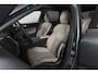 Volvo XC60 2.0 T8 Plug-in hybrid AWD Ultra Dark Org. NL. | Forest Lake | S/K-Panodak | Adapt. Cruise | Stoel-+Stuurverw. | PDC | 360 Camera | NAV + App. Connect | ECC | Elek. Klep | LM 22" |