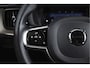 Volvo XC60 2.0 T8 Plug-in hybrid AWD Ultra Dark Org. NL. | Forest Lake | S/K-Panodak | Adapt. Cruise | Stoel-+Stuurverw. | PDC | 360 Camera | NAV + App. Connect | ECC | Elek. Klep | LM 22" |