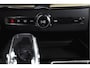 Volvo XC60 2.0 T8 Plug-in hybrid AWD Ultra Dark Org. NL. | Forest Lake | S/K-Panodak | Adapt. Cruise | Stoel-+Stuurverw. | PDC | 360 Camera | NAV + App. Connect | ECC | Elek. Klep | LM 22" |