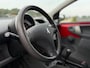 Peugeot 107 1.0-12V XS | 5 deurs | USB/AUX/12V | All Season Banden | Nieuwe APK + Onderhoudsbeurt | Goed Onderhouden |