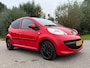 Peugeot 107 1.0-12V XS | 5 deurs | USB/AUX/12V | All Season Banden | Nieuwe APK + Onderhoudsbeurt | Goed Onderhouden |