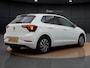 Volkswagen Polo 1.0 TSI Life | Camera | Parkeersensoren | ACC | Getint Glas |