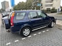 Honda CR-V 2.0i LS 150pk 4WD 2e eigenaar Airco Trekhaak 1500kg. Geen import