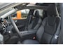 Volvo XC60 T6 Hybride AWD Plus Dark LONG RANGE | 360° Camera | Panoramadak | Trekhaak | Stoel + Stuur Verwarmd | Memory |