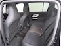 Mercedes-Benz GLB 200 Business Solution AMG | Night | Panoramadak | Memorypakket | 20” LM-velgen | Multibeam LED | Achteruitrijcamera |