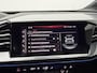 Audi Q4 e-tron 40 S edition 77 kWh SOH 96,2% | Warmtepomp | Matrix Led | Navigatie | Camera | Leer | Sfeerverlichting
