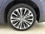 Toyota Corolla Touring Sports 1.8 Hybrid First Edition | Dealer onderhouden | Elektrische achterklep | Parkeersensoren voor+achter | Stoelverwarming | Draadloze telefoonlader | Navigatie | Apple CarPlay/Android Auto | Cruise Control Adaptive |