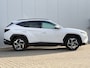 Hyundai Tucson 1.6 T-GDI 265pk PHEV Comfort Smart 4WD | Climate | Camera | Carplay | Keyless | Navigatie | Full - Led | Elek. Klep | Winterpakket | 19" Lichtmetaal | Krell Audio | Digitale Cockpit | Parkeer Assistent | Adapt. Cruisecontrol