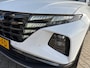 Hyundai Tucson 1.6 T-GDI 265pk PHEV Comfort Smart 4WD | Climate | Camera | Carplay | Keyless | Navigatie | Full - Led | Elek. Klep | Winterpakket | 19" Lichtmetaal | Krell Audio | Digitale Cockpit | Parkeer Assistent | Adapt. Cruisecontrol