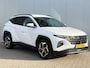 Hyundai Tucson 1.6 T-GDI 265pk PHEV Comfort Smart 4WD | Climate | Camera | Carplay | Keyless | Navigatie | Full - Led | Elek. Klep | Winterpakket | 19" Lichtmetaal | Krell Audio | Digitale Cockpit | Parkeer Assistent | Adapt. Cruisecontrol