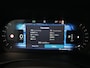 Volvo XC40 B4 Plus Dark | Harman/Kardon | Elek Stoelen | Camera | Trekhaak | All Season | Adaptive Cruise | BLIS | Pilot Assist