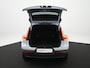 Volvo XC40 B4 Plus Dark | Harman/Kardon | Elek Stoelen | Camera | Trekhaak | All Season | Adaptive Cruise | BLIS | Pilot Assist