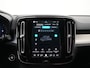 Volvo XC40 B4 Plus Dark | Harman/Kardon | Elek Stoelen | Camera | Trekhaak | All Season | Adaptive Cruise | BLIS | Pilot Assist