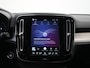 Volvo XC40 B4 Plus Dark | Harman/Kardon | Elek Stoelen | Camera | Trekhaak | All Season | Adaptive Cruise | BLIS | Pilot Assist