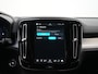 Volvo XC40 B4 Plus Dark | Harman/Kardon | Elek Stoelen | Camera | Trekhaak | All Season | Adaptive Cruise | BLIS | Pilot Assist