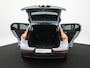 Volvo XC40 B4 Plus Dark | Harman/Kardon | Elek Stoelen | Camera | Trekhaak | All Season | Adaptive Cruise | BLIS | Pilot Assist