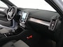 Volvo XC40 B4 Plus Dark | Harman/Kardon | Elek Stoelen | Camera | Trekhaak | All Season | Adaptive Cruise | BLIS | Pilot Assist