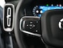 Volvo XC40 B4 Plus Dark | Harman/Kardon | Elek Stoelen | Camera | Trekhaak | All Season | Adaptive Cruise | BLIS | Pilot Assist