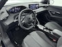 Peugeot e-2008 EV Allure 54 kWh | ACCU 96% | Camera | Navigatie | Parkeersenoren | Rijstrooksensor met Correctie