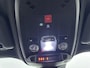 Peugeot e-2008 EV Allure 54 kWh | ACCU 96% | Camera | Navigatie | Parkeersenoren | Rijstrooksensor met Correctie