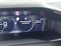 Peugeot e-2008 EV Allure 54 kWh | ACCU 96% | Camera | Navigatie | Parkeersenoren | Rijstrooksensor met Correctie