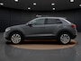 Volkswagen T-Roc 1.5 TSI Life | Camera | ACC | 17'' | Keyless | Getint Glas |