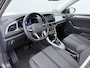 Volkswagen T-Roc 1.5 TSI Life | Camera | ACC | 17'' | Keyless | Getint Glas |