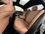 Mercedes-Benz E-klasse 300 e 4MATIC AMG Line | Distronic Cruise Control | Panorama - Schuifdak | 20" Multispaaks AMG velgen | 360° Camera | Sfeerverlichting | Memory Seats | Digital Light Koplampen