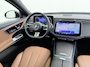 Mercedes-Benz E-klasse 300 e 4MATIC AMG Line | Distronic Cruise Control | Panorama - Schuifdak | 20" Multispaaks AMG velgen | 360° Camera | Sfeerverlichting | Memory Seats | Digital Light Koplampen