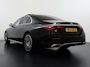Mercedes-Benz E-klasse 300 e 4MATIC AMG Line | Distronic Cruise Control | Panorama - Schuifdak | 20" Multispaaks AMG velgen | 360° Camera | Sfeerverlichting | Memory Seats | Digital Light Koplampen