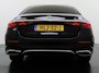 Mercedes-Benz E-klasse 300 e 4MATIC AMG Line | Distronic Cruise Control | Panorama - Schuifdak | 20" Multispaaks AMG velgen | 360° Camera | Sfeerverlichting | Memory Seats | Digital Light Koplampen
