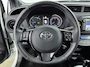 Toyota Yaris 1.5 Hybrid Bi-Tone | Lichtmetalen Velgen | Mistlampen | Cruise Control + Climate Control | Elektrische Ramen + Spiegels |