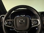 Volvo XC40 T5 Recharge Ultimate Dark | Trekhaak | Schuifdak | Harman Kardon | Parkeercamera | All Season banden | Adaptieve Cruise Control | Pilot Assist | BLIS Dode Hoek Detectie | Bestuurdersstoel elektrisch geheugen | Stoel en Stuurwielverwarming | Privacy Glass | 19 Inch | Passagiersstoel elektrisch | Microtech / alcantara bekleding met wit stiksel en bies | Zitting verlenging voorstoelen | Keyless Drive | Parkeersensoren voor+achter | Privacy Glass | Elektrisch bedienbare achterklep | Climate Control L+R | DAB Radio | Apple Carplay/Android Auto | Volvo On Call met mobiele App functie | Onyx Black Metallic |