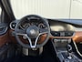 Alfa Romeo Giulia 2.0T Super Parkersensoren | Navigatie | Cruise Control | Climate Control | Stoelverwarming | Stuurverwarming |