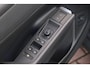 Volkswagen T-Roc 1.5 eTSi 150pk DSG R-Line - Adaptive cruise - Apple CarPlay - Achteruitrijcamera - Keyless entry - Stoelverwarming - Elektrische achterklep - Dodehoekdetectie - Parkeersensoren