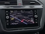 Volkswagen Tiguan 1.4 TSI Highline | Leder | Navigatie | ACC | 19" | Elek Stoel | Stoelverwarming |