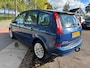Ford C-Max 1.8-16V Titanium. Navi ! Airco ! Trekhaak !
