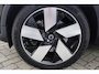 Volvo XC40 T4 Recharge Ultimate Dark | Stoelverwarming | Trekhaak | Parkeercamera | H/K | Pilot Assist | 20 Inch | BLIS | Keyless | Glossy Black