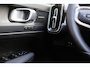 Volvo XC40 T4 Recharge Ultimate Dark | Stoelverwarming | Trekhaak | Parkeercamera | H/K | Pilot Assist | 20 Inch | BLIS | Keyless | Glossy Black
