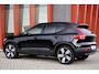 Volvo XC40 T4 Recharge Ultimate Dark | Stoelverwarming | Trekhaak | Parkeercamera | H/K | Pilot Assist | 20 Inch | BLIS | Keyless | Glossy Black