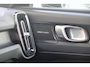 Volvo XC40 T4 Recharge Ultimate Dark | Stoelverwarming | Trekhaak | Parkeercamera | H/K | Pilot Assist | 20 Inch | BLIS | Keyless | Glossy Black