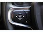 Volvo XC40 T4 Recharge Ultimate Dark | Stoelverwarming | Trekhaak | Parkeercamera | H/K | Pilot Assist | 20 Inch | BLIS | Keyless | Glossy Black