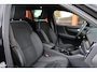 Volvo XC40 T4 Recharge Ultimate Dark | Stoelverwarming | Trekhaak | Parkeercamera | H/K | Pilot Assist | 20 Inch | BLIS | Keyless | Glossy Black