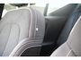 Volvo XC40 T4 Recharge Ultimate Dark | Stoelverwarming | Trekhaak | Parkeercamera | H/K | Pilot Assist | 20 Inch | BLIS | Keyless | Glossy Black